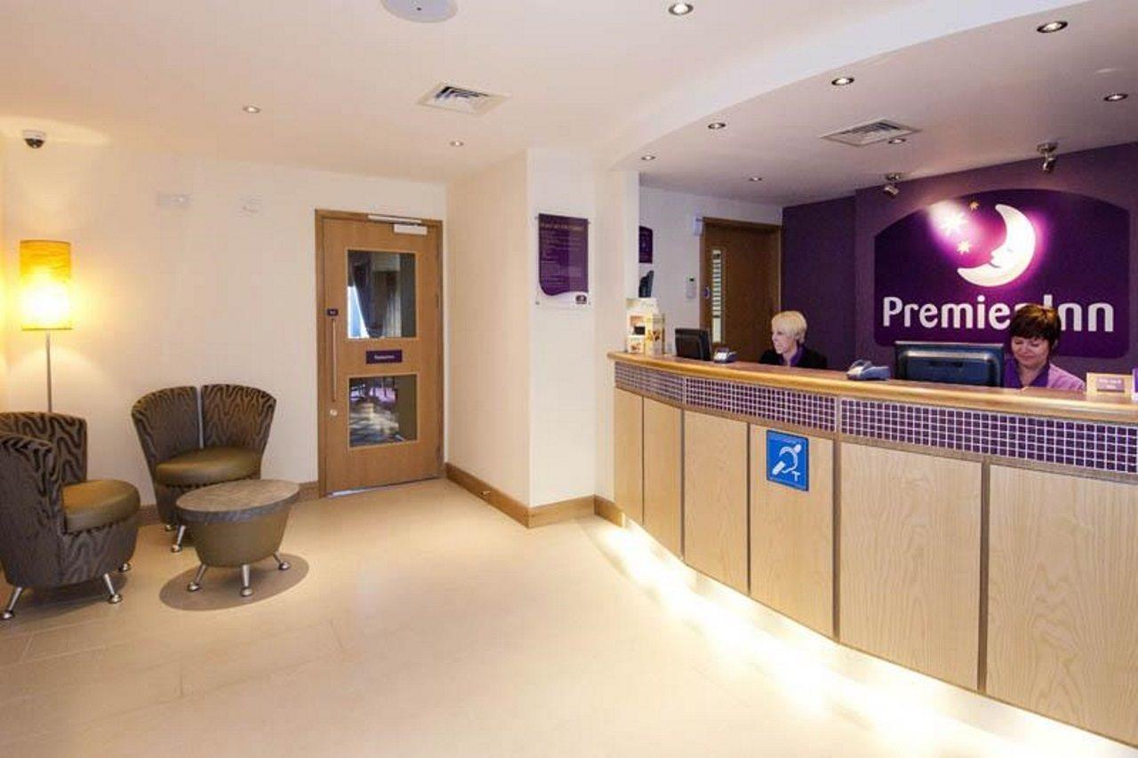 Premier Inn Newmarket Newmarket  Exterior foto