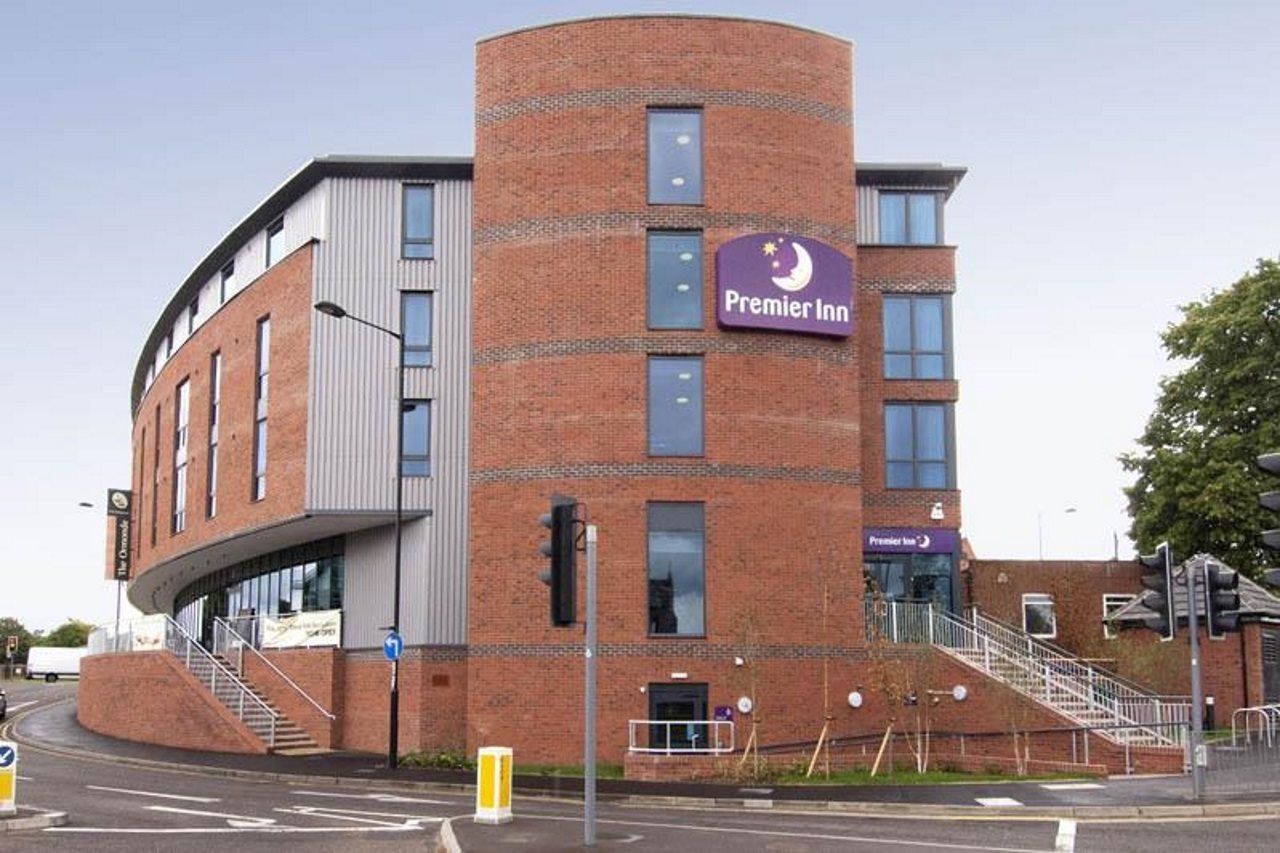 Premier Inn Newmarket Newmarket  Exterior foto