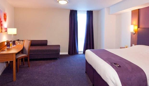 Premier Inn Newmarket Newmarket  Exterior foto